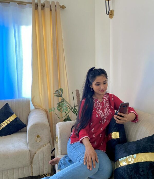 GUL BAHAR | Ruby Red - Image 2